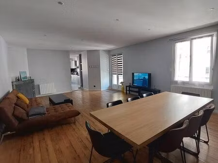 appartement duplex meublé 90 m² – centre-ville de mâcon – 800 /mois cc
