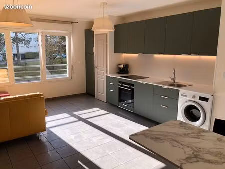 appartement t2 meublé refait à neuf – 47 m² – amiens sud (chu) – parking privé & ascenseur