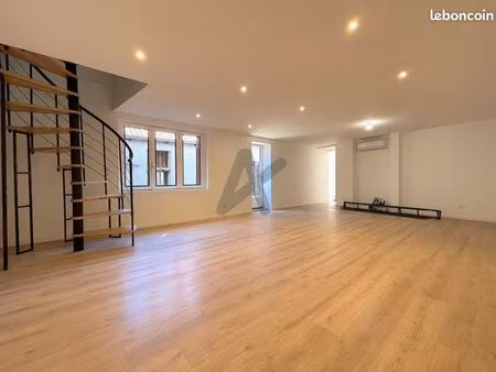 duplex 126 m² rénové – 3 chambres – dpe b – centre historique montluel
