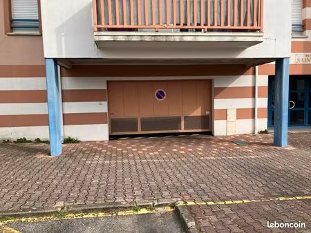 location place de parking