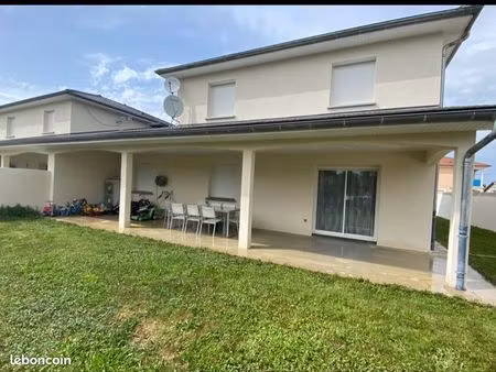 maison contemporaine à louer