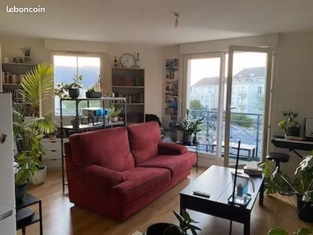 appartement 2 pièces 47 m²