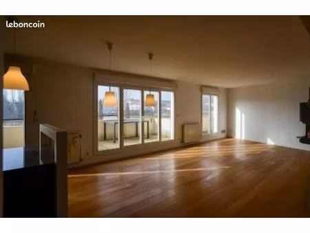 superbe duplex de 4 chambres