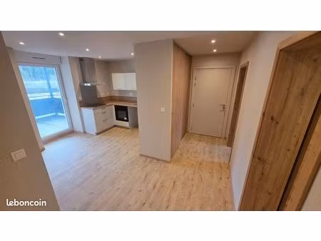 à louer – superbe t2 rénové de 57 m²