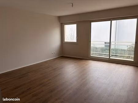 appartement t4 nu - rue latesta