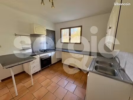 maison 2 pièces 61 m²