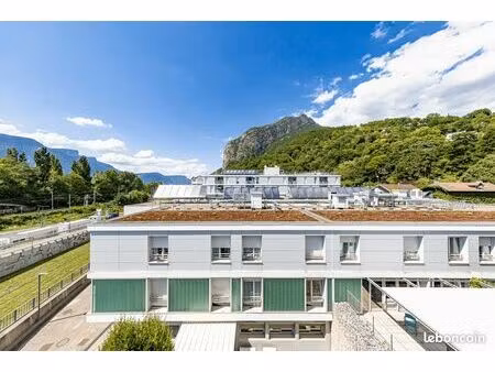 studio 18 m² · saint-martin-le-vinoux 38950