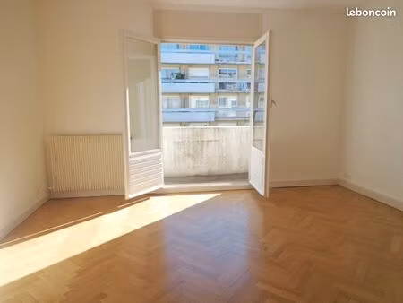 appartement 3 pièces 79 m²
