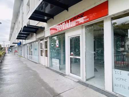 vente locaux professionnels 51 m² à annecy (74000)  200 000 €