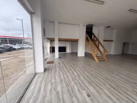 vente locaux professionnels 154 m² à soissons (02200)  135 000 €