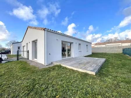 location maison à landevieille (85220) : à louer / 87m² landevieille