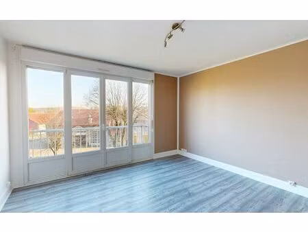 location appartement  m² t-3 à revigny-sur-ornain  450 €
