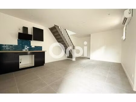 location maison  m² t-3 à belleu  750 €