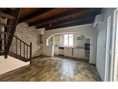 location maison  63.2 m² t-2 à ventavon  440 €