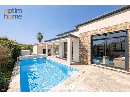 velaux  villa contemporaine type 4/5 avec studio  piscine et garage