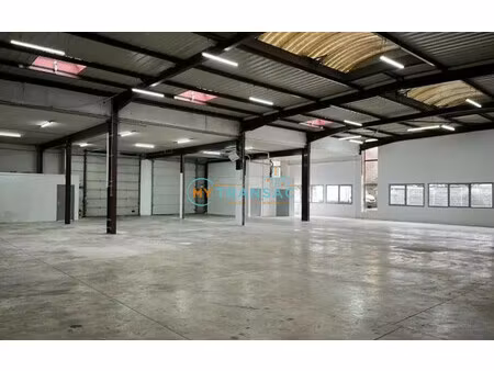 location local commercial