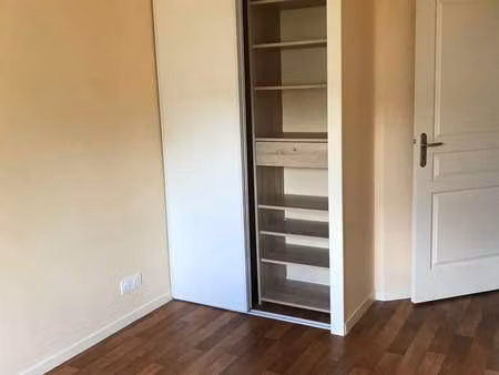 vente appartement 3 pièces à saint-méen-le-grand (35290) : à vendre 3 pièces / 68m² saint-