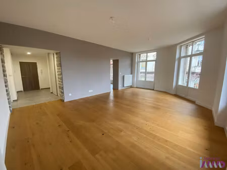 a louer belfort appartement t5 avec balcon- cellier-cave