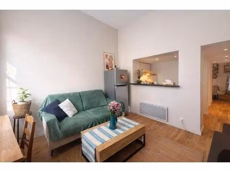 piscine judaïque - appartement t1 bis