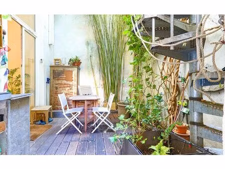 appartement 94 m² t-3 à vendre  320 000 €