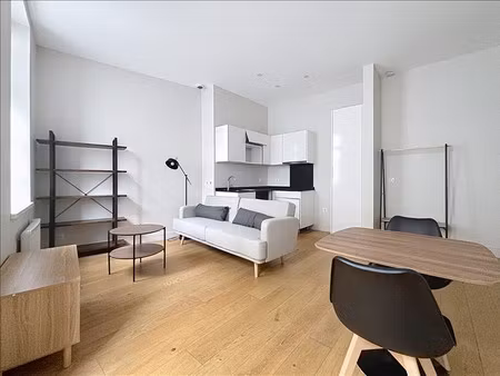 appartement - 1er étage - 49 96 m2 - 2 pièces - vide