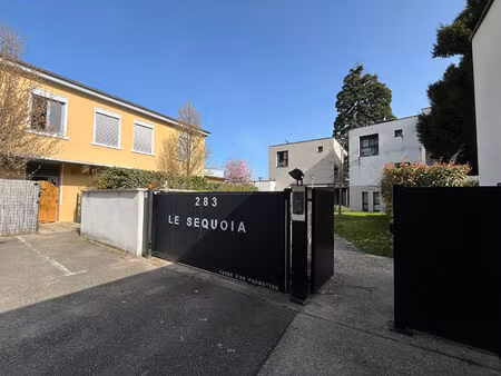 sequoias - t2 de 47 33m² avec terrasse et garage en sous-sol- oullins pierre-benite