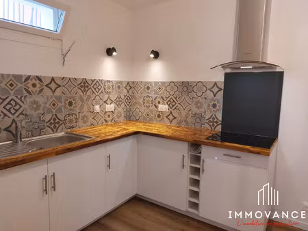 a louer centre ville grand studio rénové avec alcôve de 45m²