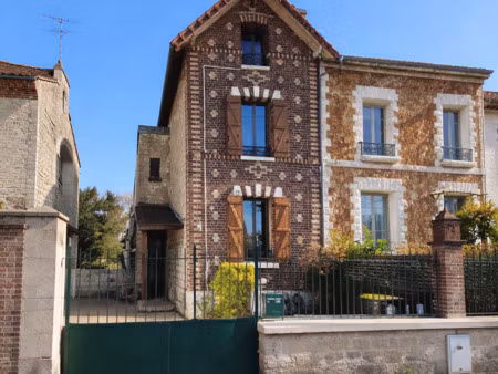 coup de coeur à beaumont sur oise. maison pleine de charme a