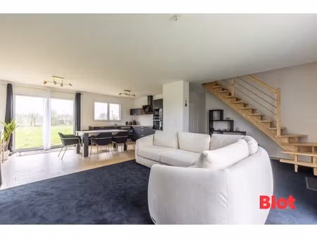 a vendre en exclusivite chez blot immobilier - saint armel - maison t6 - 111 m²