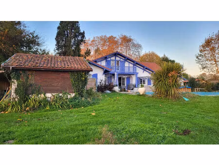 maison saint martin de hinx 7 pièce(s) 215 m2