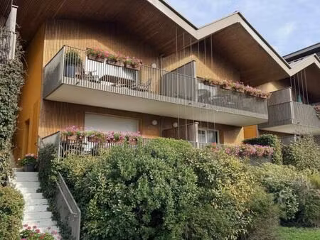 appartement 64 m2 avec 2 chambres  balcon  deux parkings