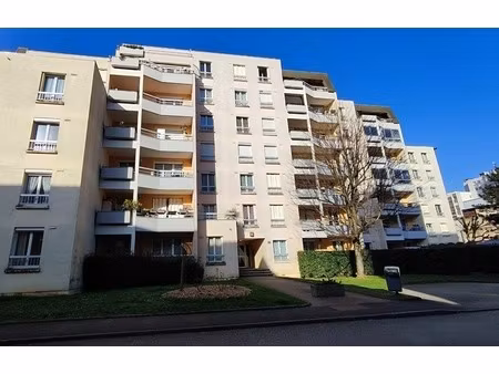 dijon faubourg raines beau t3 de 65m²