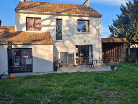 vente maison à rezé (44400) : à vendre / 135m² rezé