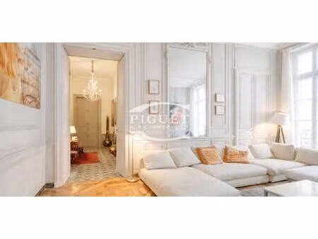appartement contemporain avec terrasse saint thomas d’aquin - paris 7ᵉ (75)