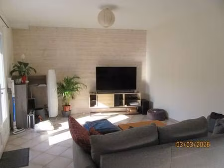 location appartement 3 pièces à la roche-sur-yon (85000) : à louer 3 pièces / 66m² la roch