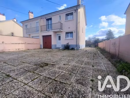 maison de ville à sainte-jamme-sur-sarthe (72380)