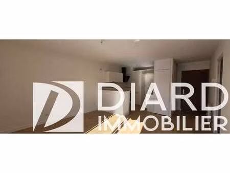 location appartement 2 pièces à fougères (35300) : à louer 2 pièces / 45m² fougères