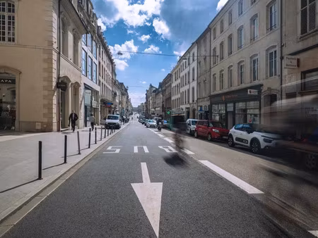 location locaux professionnels 230 m² à nancy (54000)  4 007 €