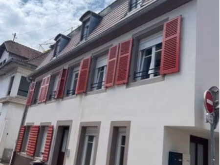 deux. pièces refais de a à z. avec place de parking et bip