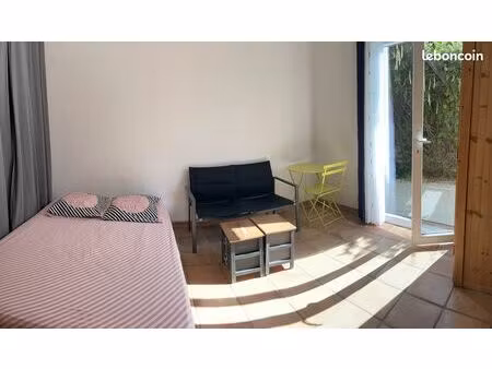 joli petit studio moderne  terrasse  bail jusqu'à fin juin