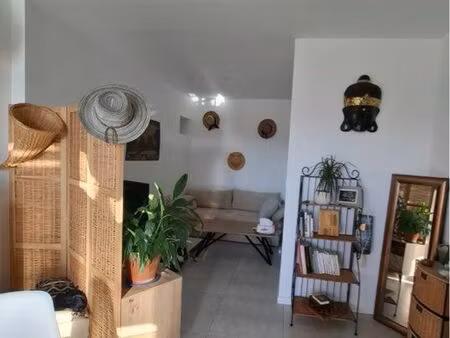 à louer t 2 récent