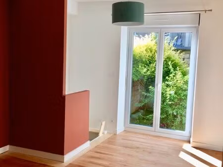 t2 bis terrasse  siam  triangle d'or