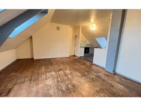 location appartement  33.33 m² t-2 à calais  520 €