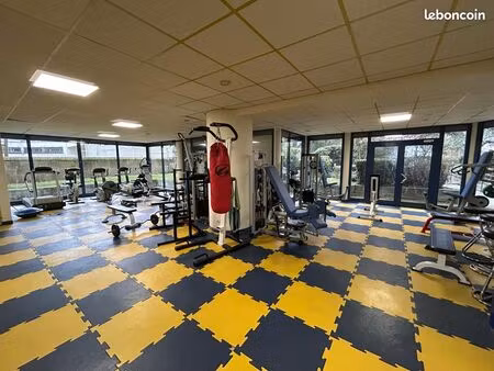 à louer - salle de sport équipée 87 m² - metz (rez-de-chaussée)