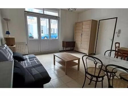 location appartement  26.2 m² t-0 à rochefort  455 €