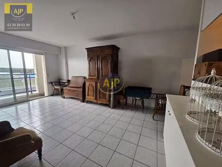 vente appartement t1 à saint-gilles-croix-de-vie centre ville (85800) : à vendre t1 / 41m²