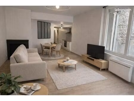 appartement 2 pièces centre ville saverdun