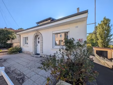 maison contemporaine 5 chambres sur les hauteurs de brive quartier prisé  à rafraichir