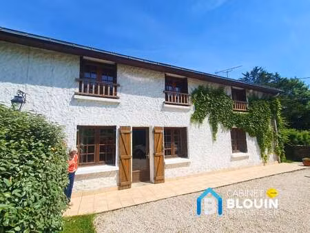 vente maison à héric (44810) : à vendre / 145m² héric