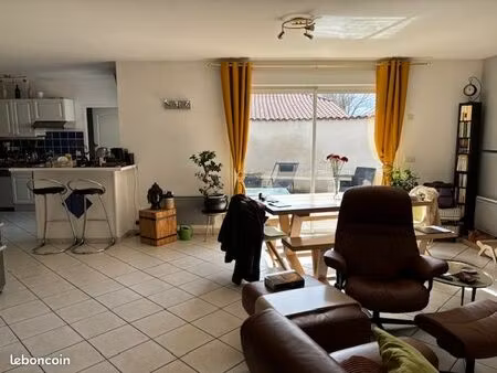 villa t4 plain-pied 102 m² – lumineuse et sans vis-à-vis – st denis les bourg